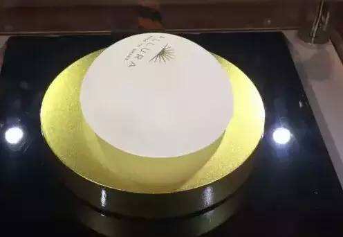 假体隆胸后果自然吗