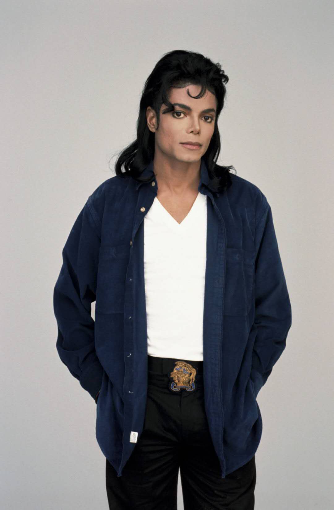michael jackson整容换肤，解析michael jackson黑到白的种族跨越~