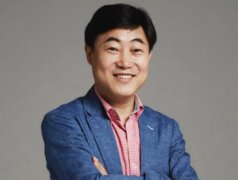 黄寅守擅长做哪些项目?听说做很擅长做鼻子? width=