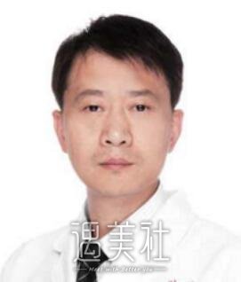 大连,吕成志