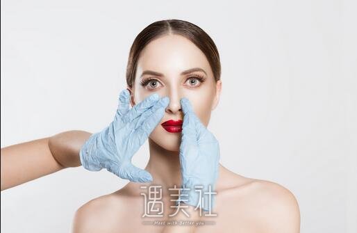 上海九院玻尿酸隆鼻多少钱?会比私立机构收费乡音吗?
