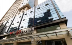 长沙亚韩割双眼皮多少钱，这家医院价格贵不贵? width=