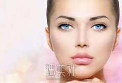 假体隆鼻术后要怎么护理？膨体隆鼻会有什么副作用吗？ width=
