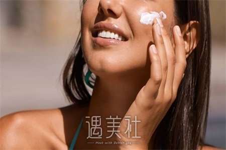 真白的肌肤如何护理|怎么拥有真白的肌肤？