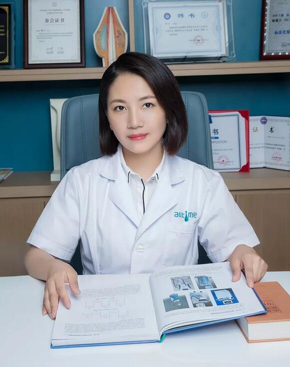 潘洁主任丨较美的衣服是肌肤我愿当你美肌的守护者