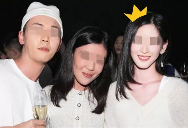 奶茶妹妹奚梦瑶同框是真的吗？