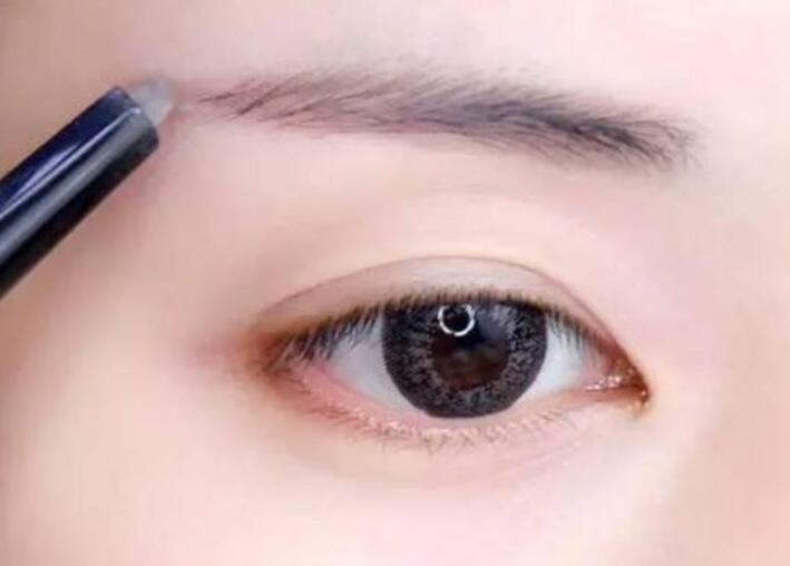 上扬眉怎么画法?上扬眉图片~