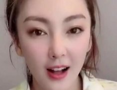 鼻孔缩小手术对比图，真性情女星鼻孔险现后遗症~ width=