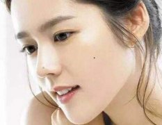 手术去痣价格和激光去痣那个好? width=