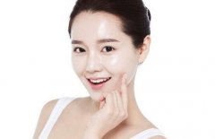 贵妇美白是什么?收费贵吗? width=