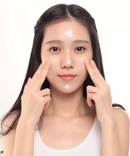 甘肃瑞丽阳光半长久夏日橘子汽水妆只需这几步轻松打造~ width=