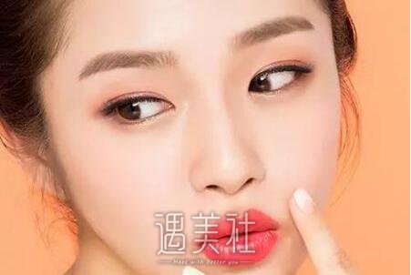 吉安打胶原蛋白丰唇价格大约要多少?受哪些因素影响呢?
