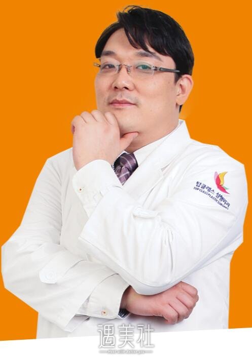 金亨俊鼻修复技术怎么样?先来了解下金医生吧!