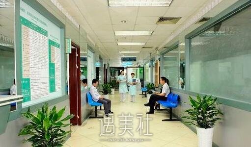 厦门市中医院整形科正规吗?热门项目及价格表一览~