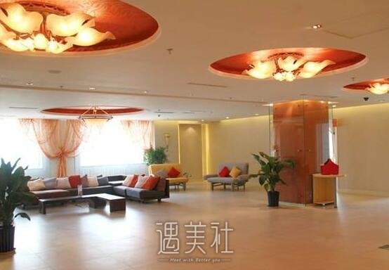 沈阳杏林医院双眼皮多少钱?有优惠吗?