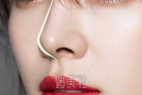 李庭勋,隆鼻