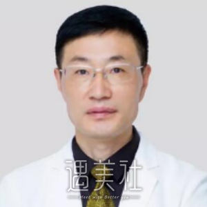 王英俊 width=