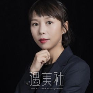 何红 width=