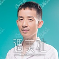 黄清雨 width=