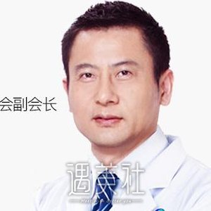 程健 width=