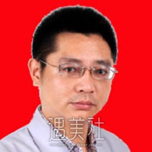 董鸣 width=