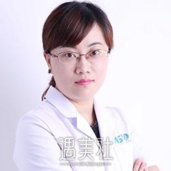 满雪 width=