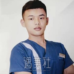 张小龙 width=