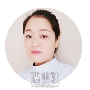赵雪婷 width=