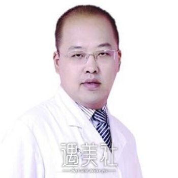 吴强 width=