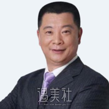 刘鸿 width=