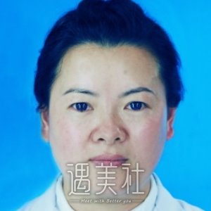 张莹 width=