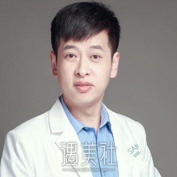 刘家贺 width=