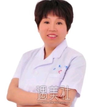 李卓然 width=