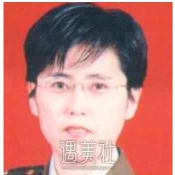闫霜 width=