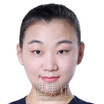 路海凤 width=