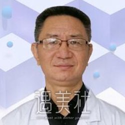 堵顶云 width=