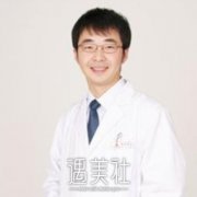 孙小虎 width=