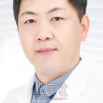 丁修君 width=