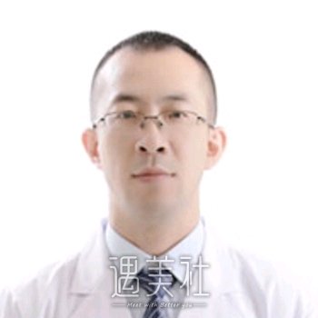 侯亮 width=
