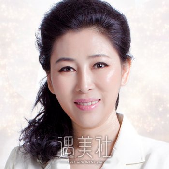 王雅丽 width=