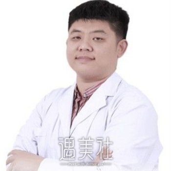 董杨
