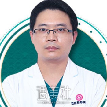 曾德浩