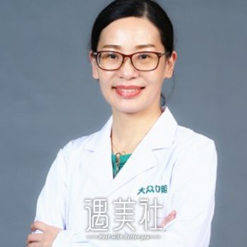 肖田英