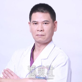 万旭辉