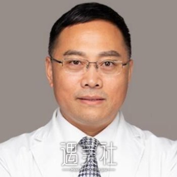 王新磊