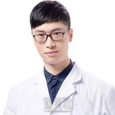 吴灏铭