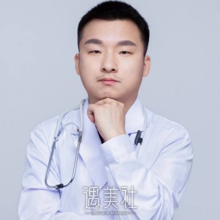 管勇智