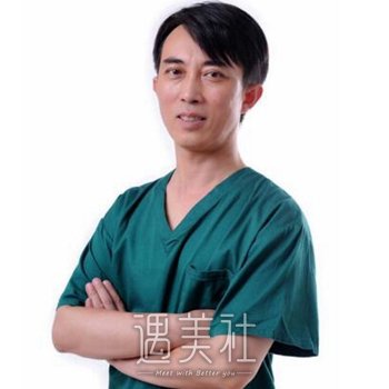 黄学峰 width=