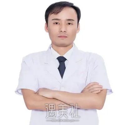 董斌 width=