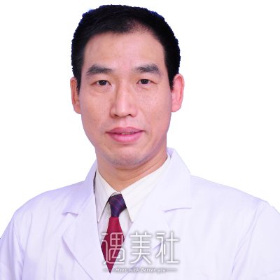 秦明灿 width=